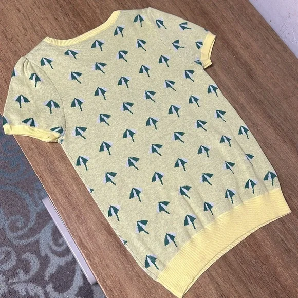 ModCloth EUC spring summer beach umbrella yellow green knit stretchy top blouse - Picture 6 of 6